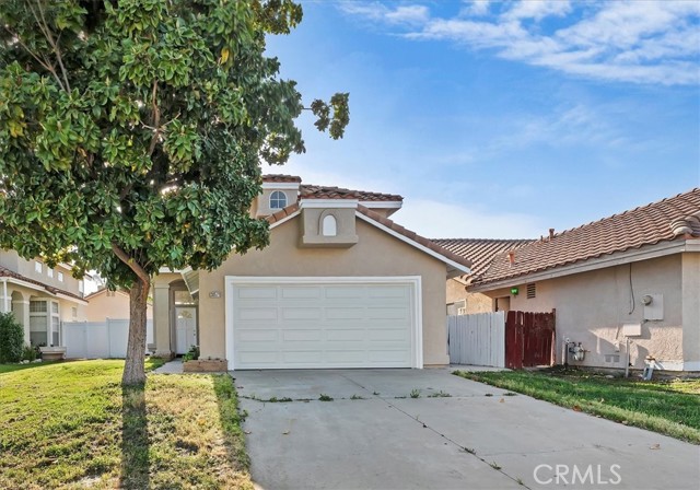 Detail Gallery Image 2 of 35 For 30571 Spring Lake Way, Menifee,  CA 92584 - 3 Beds | 2/1 Baths