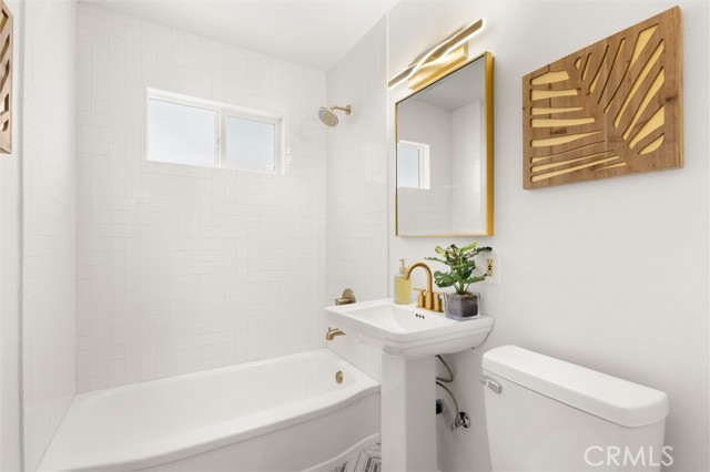 Detail Gallery Image 22 of 29 For 1559 W 113th, Los Angeles,  CA 90047 - 3 Beds | 2 Baths