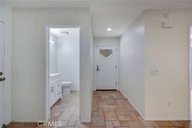 Detail Gallery Image 25 of 46 For 1139 Mountain Gate Rd, Upland,  CA 91786 - 2 Beds | 1/1 Baths