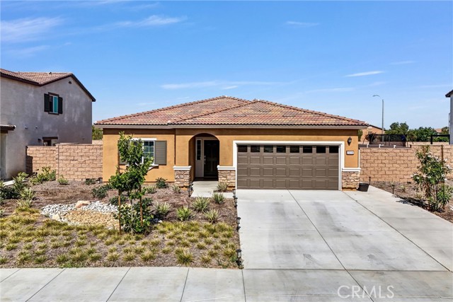 Detail Gallery Image 1 of 22 For 2018 Renata Dr, Perris,  CA 92571 - 4 Beds | 3 Baths
