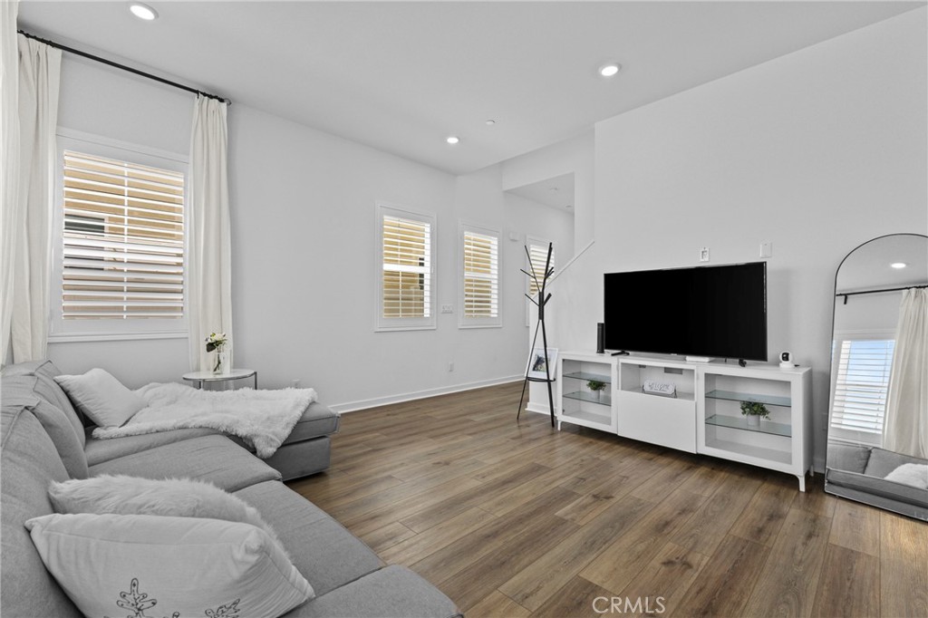 MLS #SW25156900 img 3