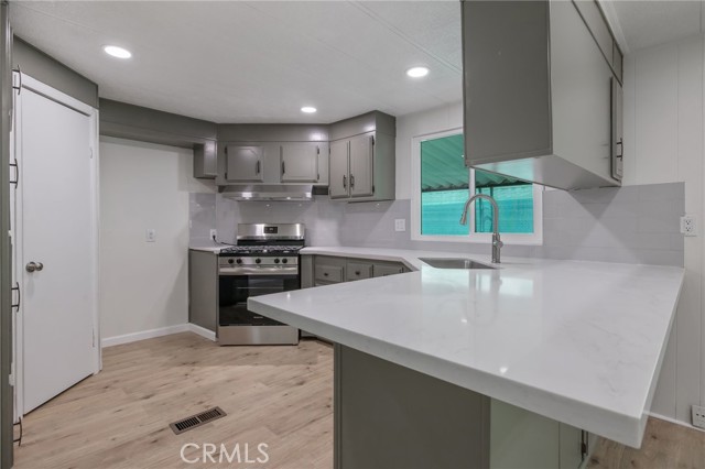 Detail Gallery Image 16 of 47 For 2400 W Midvalley Ave #S8,  Visalia,  CA 93277 - 2 Beds | 2 Baths