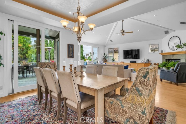 705 Juanita Avenue, Redondo Beach, California 90277, 5 Bedrooms Bedrooms, ,2 BathroomsBathrooms,Residential,Sold,Juanita,SB22157275