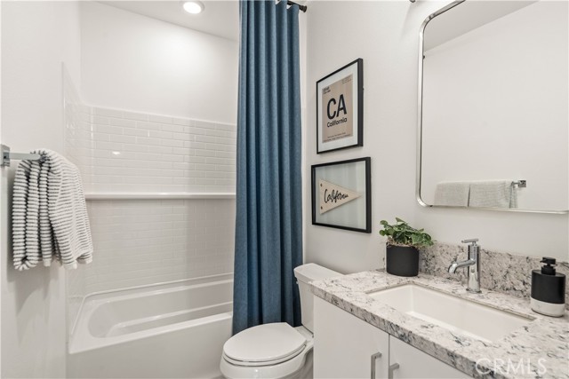 Detail Gallery Image 11 of 14 For 9330 via Azul, Pico Rivera,  CA 90660 - 4 Beds | 3/1 Baths
