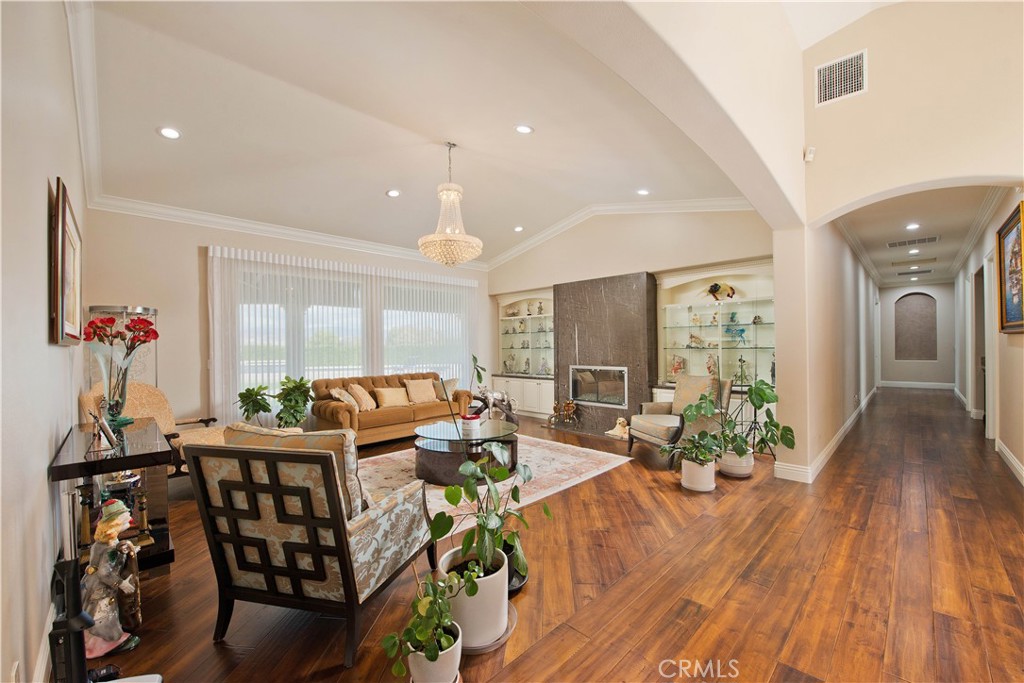 MLS #SR25254322 image #7