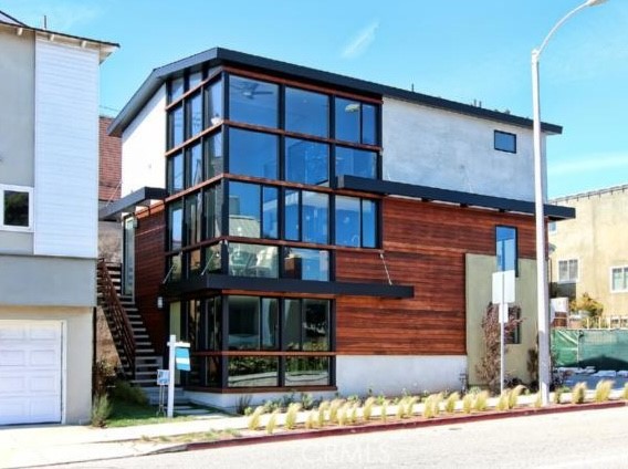 1501 Crest Drive, Manhattan Beach CA: https://media.crmls.org/medias/0a7a0375-cb27-40b1-995e-e10ca9a0fc55.jpg