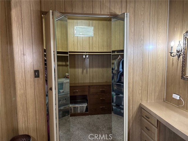9080 Bloomfield Ave Avenue, Cypress CA: https://media.crmls.org/medias/0a7a16b9-e8f9-476f-bba0-c962ff3471d6.jpg