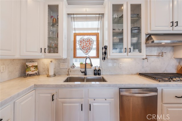 Detail Gallery Image 16 of 36 For 80 Huntington St #630,  Huntington Beach,  CA 92648 - 3 Beds | 2 Baths