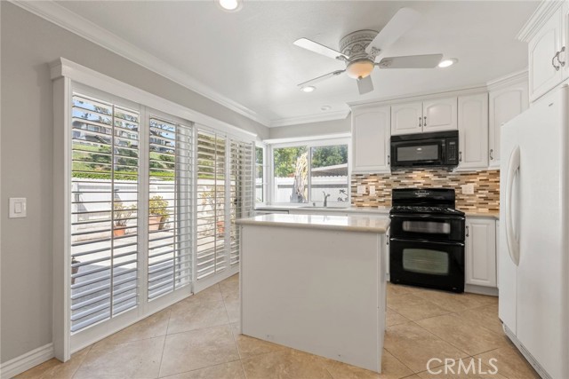 Detail Gallery Image 6 of 20 For 20081 Winfield Ct #2,  Yorba Linda,  CA 92886 - 3 Beds | 2 Baths