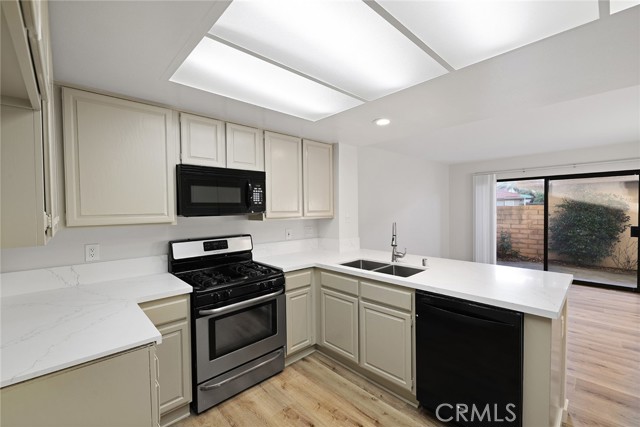 Detail Gallery Image 13 of 39 For 33666 Surfside Dr #38,  Dana Point,  CA 92629 - 3 Beds | 2/1 Baths