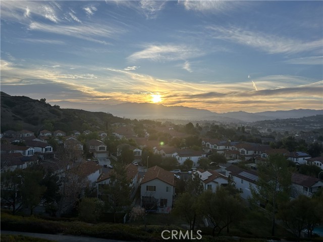 Detail Gallery Image 5 of 37 For 26056 Ohara, Stevenson Ranch,  CA 91381 - 4 Beds | 3 Baths