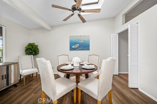 1621 Interlachen, Seal Beach CA: https://media.crmls.org/medias/0a7c4876-6ad6-4db5-8239-1b5da33e4884.jpg
