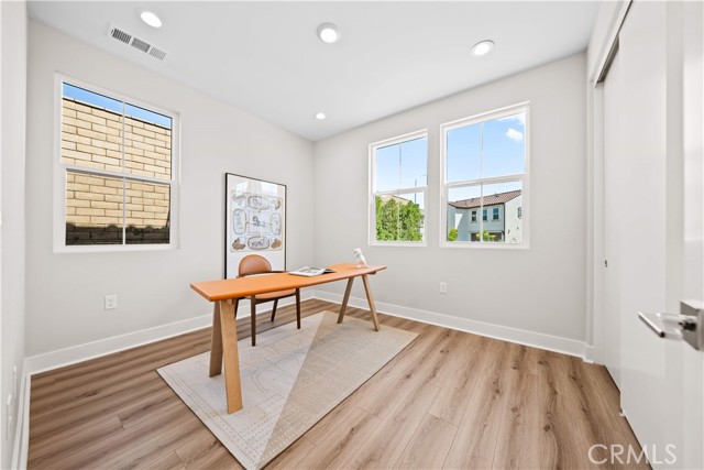 Detail Gallery Image 8 of 35 For 576 Patten Ave, Placentia,  CA 92870 - 4 Beds | 3 Baths