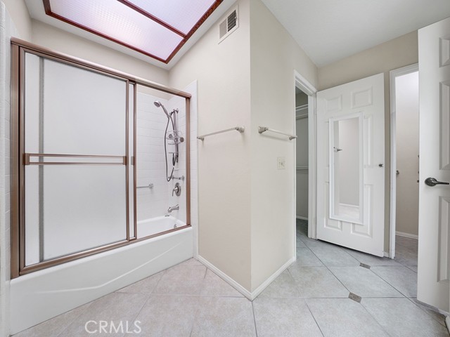 23469 El Greco, Mission Viejo CA: https://media.crmls.org/medias/0a7eae78-ced0-4540-a451-1ad18a1494a4.jpg