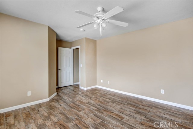 Image 8 of 20 For 15514 Avenida Manzana
