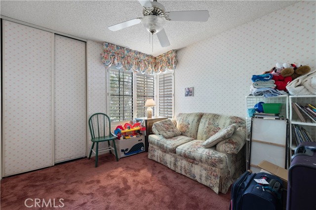 Detail Gallery Image 14 of 22 For 24103 Clearbank, Newhall,  CA 91321 - 4 Beds | 3 Baths