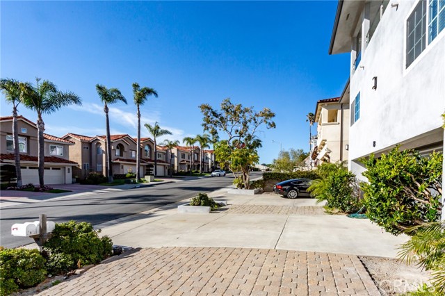 Detail Gallery Image 28 of 31 For 33702 Chula Vista Ave a,  Dana Point,  CA 92629 - 3 Beds | 3 Baths