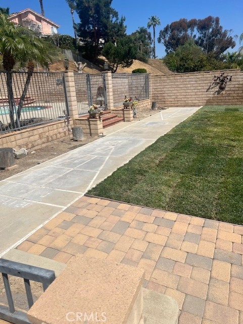 Detail Gallery Image 10 of 10 For 2416 Patriot, Corona,  CA 92882 - 3 Beds | 2/1 Baths