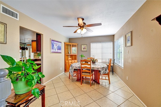 Detail Gallery Image 9 of 45 For 1551 Calathea Rd, Hemet,  CA 92545 - 3 Beds | 2/1 Baths