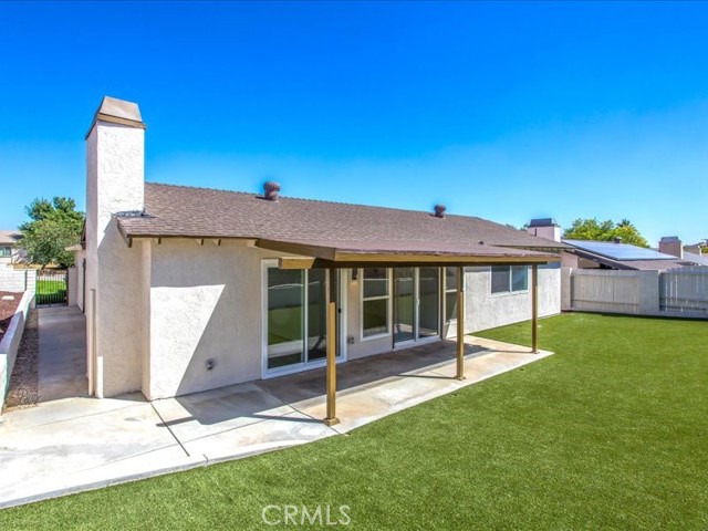 5734 N E Street, San Bernardino CA: https://media.crmls.org/medias/0a7ff631-f59d-4e5f-8ce7-8a982fe21ae3.jpg