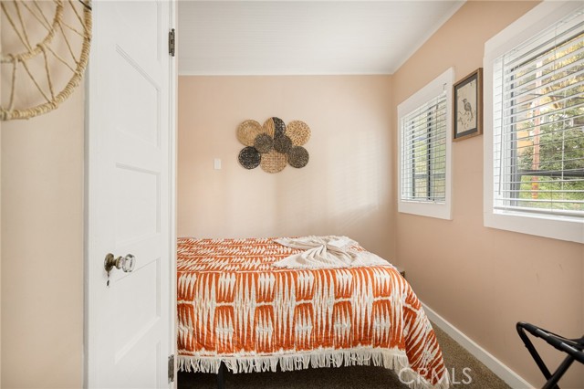 Detail Gallery Image 9 of 28 For 25576 Hi Ln, Twin Peaks,  CA 92391 - 3 Beds | 1 Baths