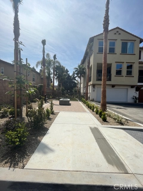 7256 Highwater Dr, Huntington Beach CA: https://media.crmls.org/medias/0a809751-870c-485b-9969-877ae8c3c6b6.jpg