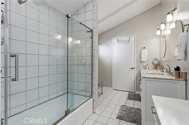 Detail Gallery Image 18 of 36 For 5244 Vanalden, Tarzana,  CA 91356 - 3 Beds | 2/1 Baths