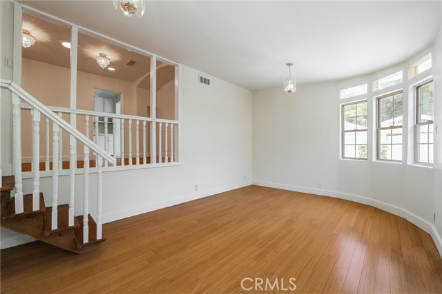 164 S Berkeley Avenue, Pasadena CA: https://media.crmls.org/medias/0a81dd88-ff3e-4f4d-a4fc-283bdacf53ba.jpg