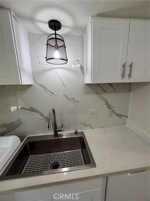 Detail Gallery Image 7 of 20 For 9240 Date St 10a,  Fontana,  CA 92335 - 2 Beds | 1/1 Baths