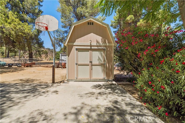 Image 34 of 47 For 30045 Bouquet Canyon Road
