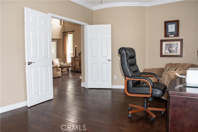 1671 Fairway Drive, Corona CA: https://media.crmls.org/medias/0a828bf0-bb5d-41a1-9b40-84685f7bec15.jpg