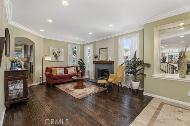 7 Mariposa, Rancho Santa Margarita CA: https://media.crmls.org/medias/0a84635d-9ec9-4b57-b829-a84db8c7678a.jpg