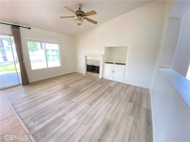 28562 Brige Water Lane, Menifee CA: https://media.crmls.org/medias/0a84644c-2258-4ae3-85af-7c770d66fc09.jpg