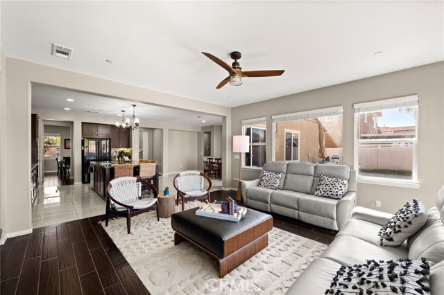 Detail Gallery Image 13 of 42 For 35069 Painted Rock, Winchester,  CA 92596 - 4 Beds | 3 Baths