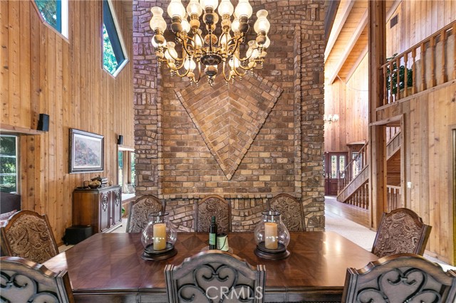 Detail Gallery Image 7 of 41 For 27421 Cedarwood Drive, Lake Arrowhead,  CA 92352 - 4 Beds | 4 Baths