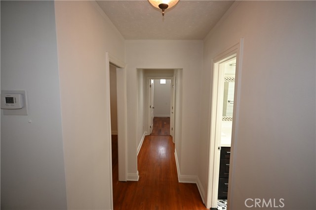 Detail Gallery Image 8 of 23 For 162 Glendora Ave., Long Beach,  CA 90803 - 2 Beds | 2 Baths