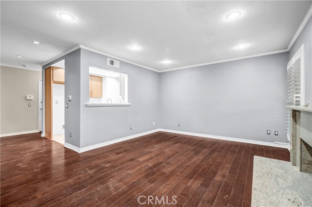 Detail Gallery Image 9 of 38 For 2325 S Mira Ct, Anaheim,  CA 92802 - 2 Beds | 1/1 Baths