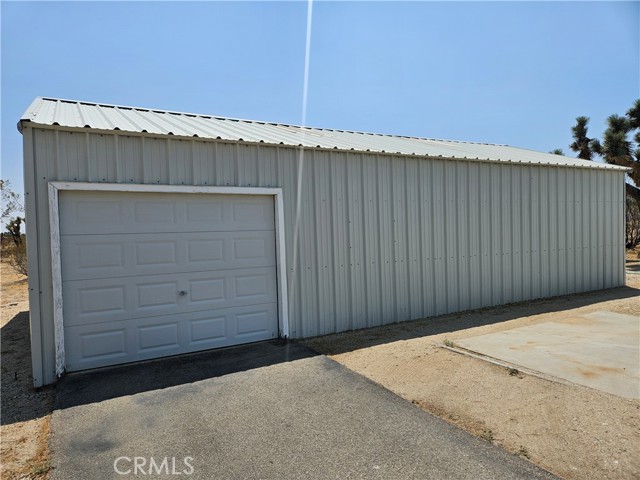 Detail Gallery Image 15 of 18 For 12221 Oasis Rd, Pinon Hills,  CA 92372 - 3 Beds | 2 Baths
