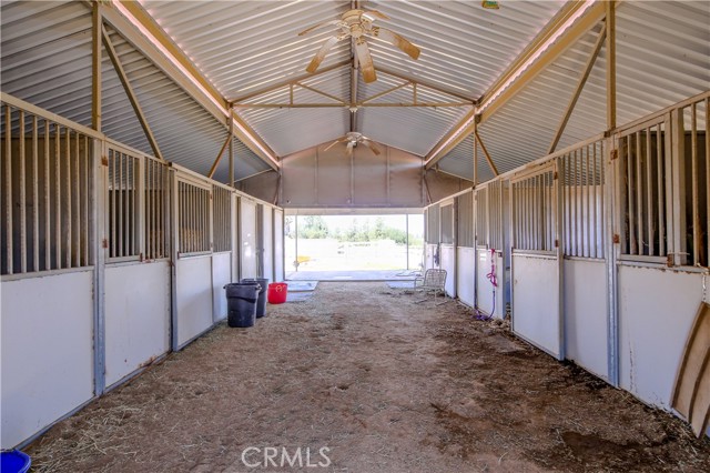 17470 Vanderhill Circle, Perris CA: https://media.crmls.org/medias/0a880705-1118-43a9-b730-d28990aa4f02.jpg