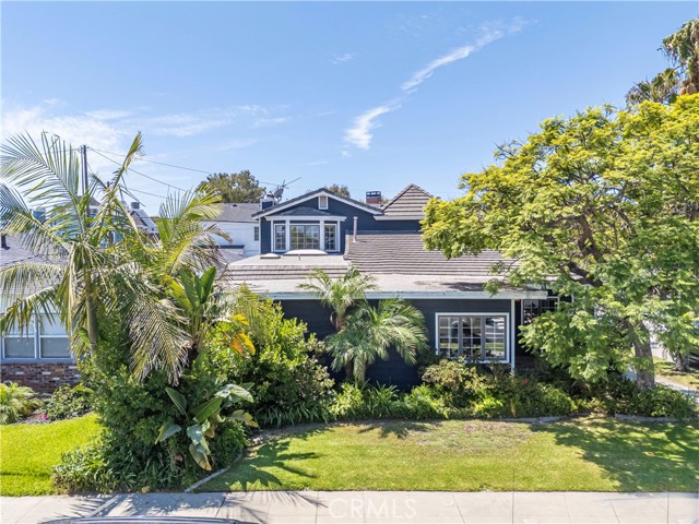 Detail Gallery Image 2 of 33 For 5300 E Appian Way, Long Beach,  CA 90803 - 3 Beds | 2 Baths