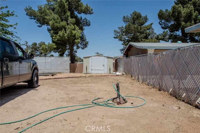 Detail Gallery Image 24 of 37 For 16268 Lorene Dr, Victorville,  CA 92395 - 3 Beds | 3 Baths