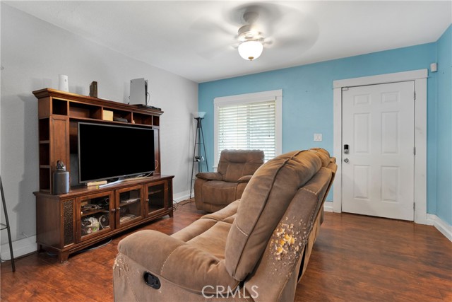 1554 N Sierra Way, San Bernardino CA: https://media.crmls.org/medias/0a89ce16-8acb-4771-8ee2-49cd1f95f8b0.jpg