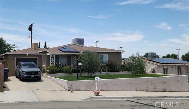 510 Adele Drive, Barstow CA: https://media.crmls.org/medias/0a8a0b8a-4144-4030-b3a3-fa742950bd09.jpg