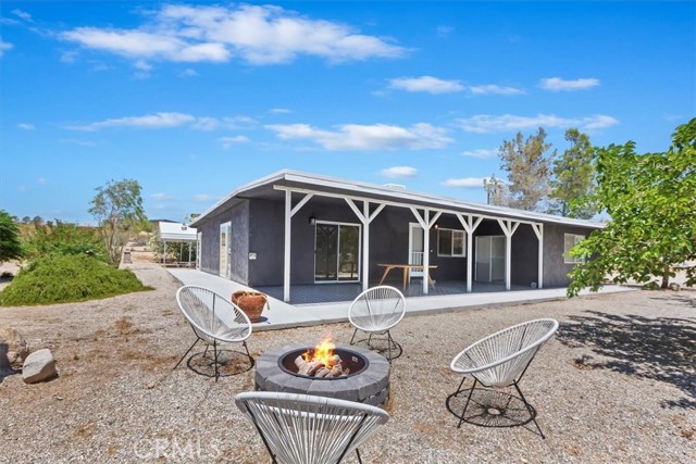 62171 Campanula Street, Joshua Tree CA: https://media.crmls.org/medias/0a8a2836-5277-437d-8922-8882b05ee86a.jpg