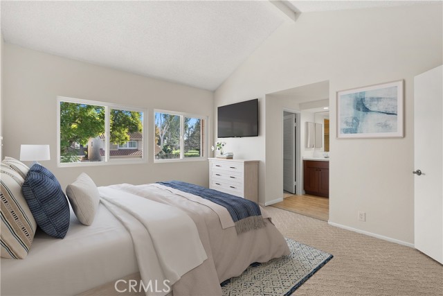 Detail Gallery Image 3 of 37 For 30 Entrada, Irvine,  CA 92620 - 4 Beds | 2/1 Baths