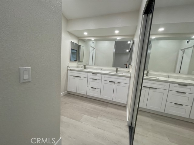 Detail Gallery Image 15 of 16 For 2304 Mangular Ave, Corona,  CA 92882 - 4 Beds | 2/1 Baths