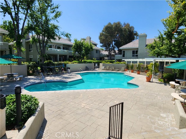 Detail Gallery Image 37 of 46 For 26121 Mcbean #22,  Valencia,  CA 91355 - 2 Beds | 2 Baths