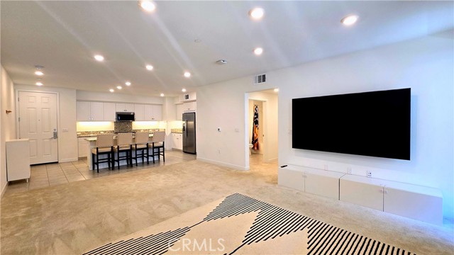 Detail Gallery Image 6 of 27 For 1897 S Union St #130,  Anaheim,  CA 92805 - 2 Beds | 2 Baths