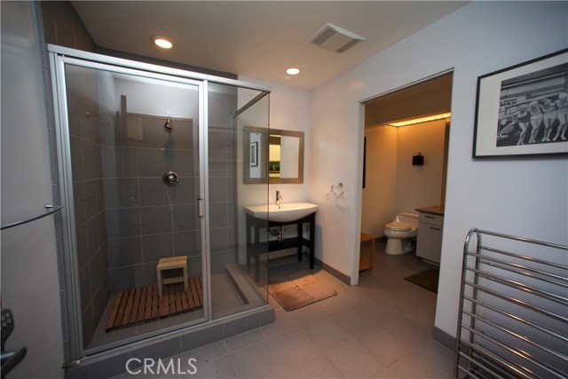 Detail Gallery Image 38 of 53 For 3807 Crest Rd, Rancho Palos Verdes,  CA 90275 - 5 Beds | 6/1 Baths