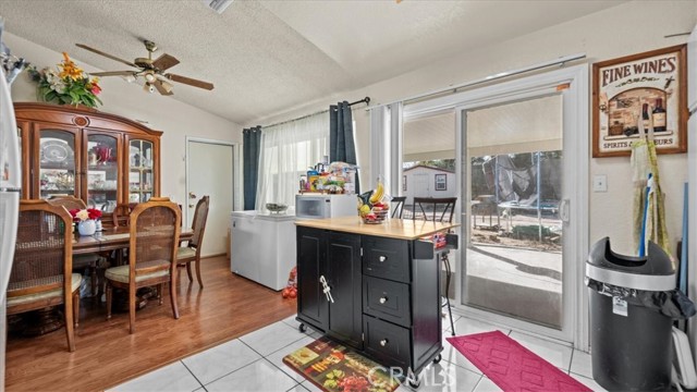 Detail Gallery Image 17 of 33 For 14219 Luna, Victorville,  CA 92392 - 3 Beds | 2 Baths